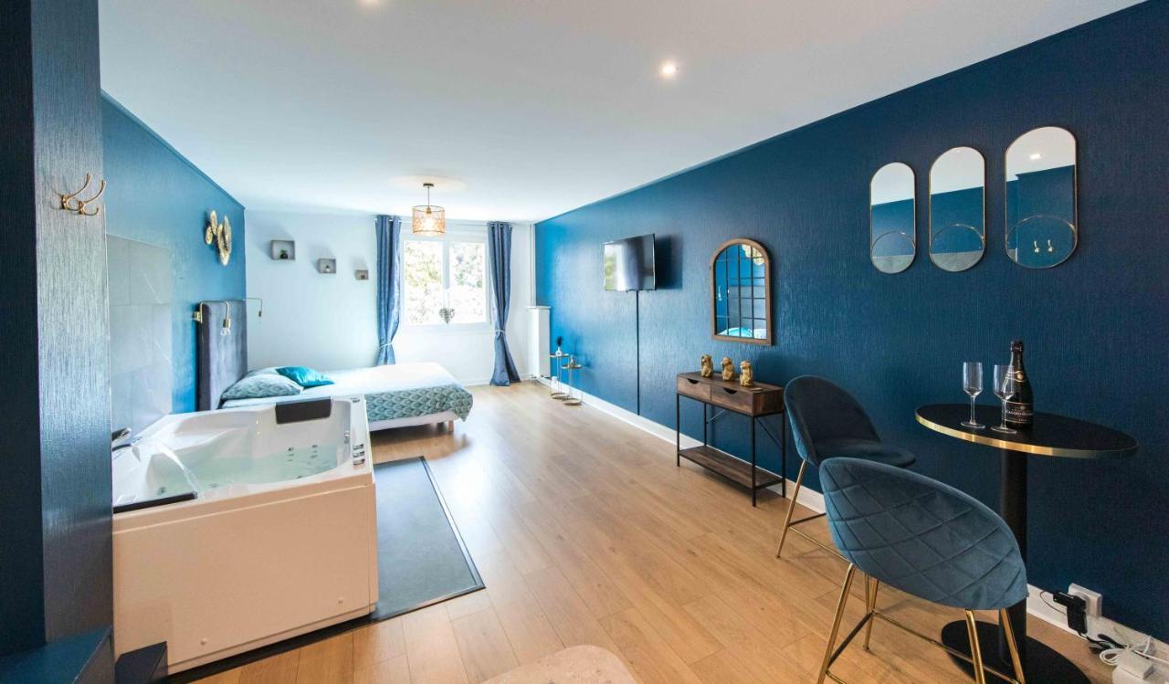 * Spa & Detente # Suite Privee # Tours # Netflix * Exterior photo